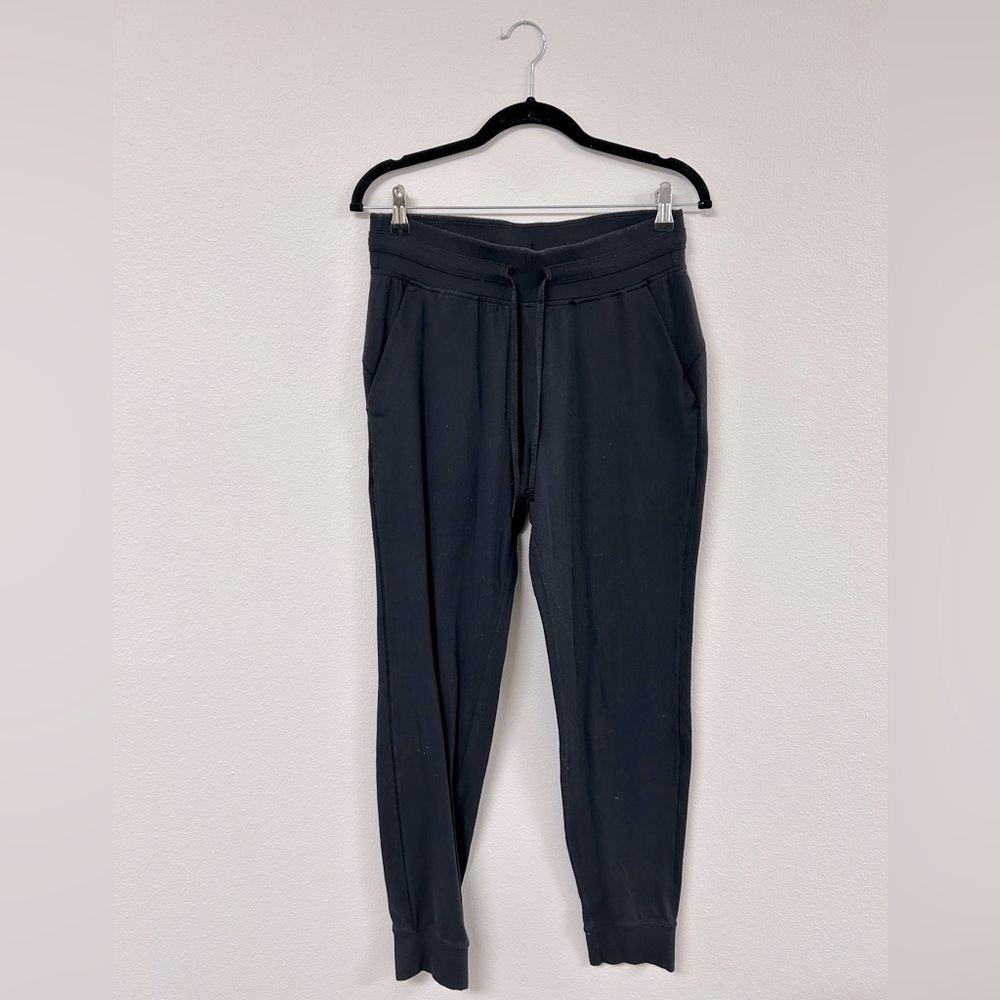 Lululemon Ready to Rulu Jogger